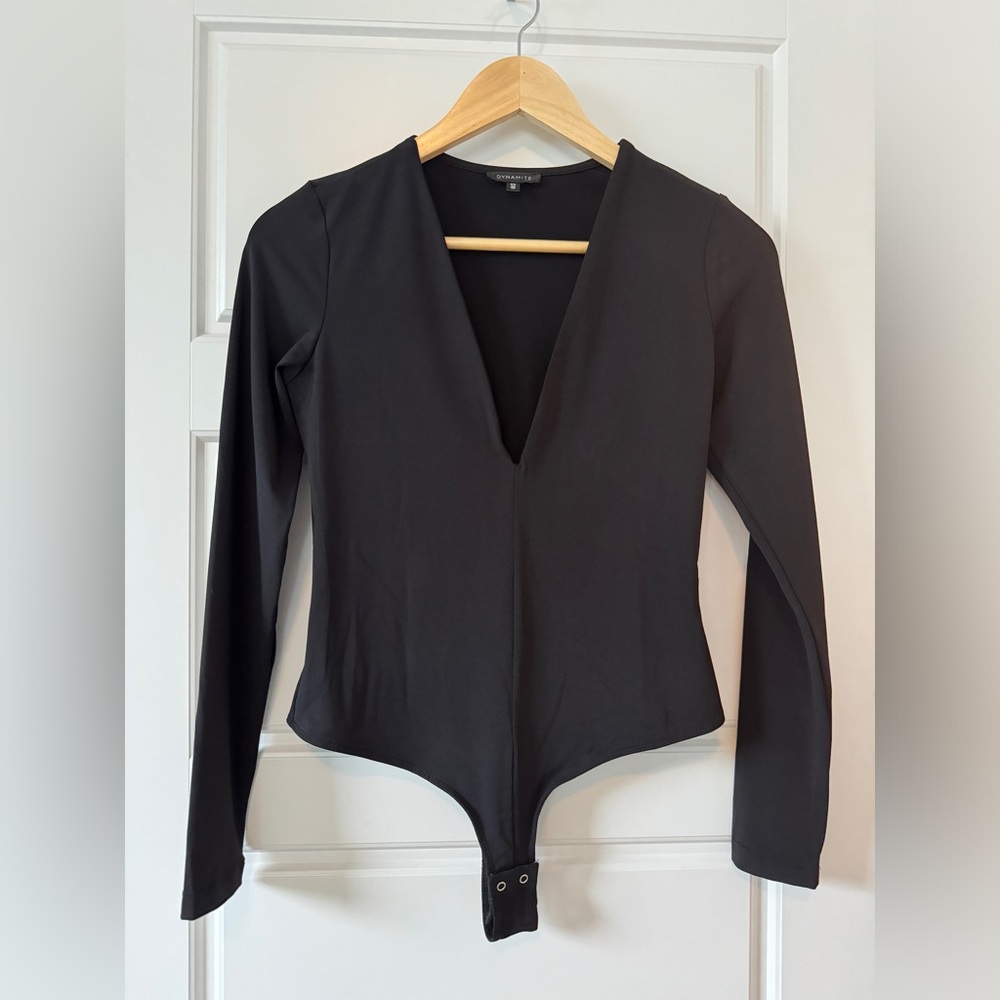 Dynamite black deep v bodysuit, size small